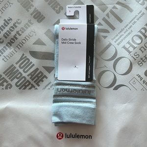 NWT Lululemon Daily Stride Mid-Crew Sock
